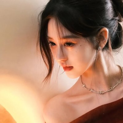 怪诞秀海报
